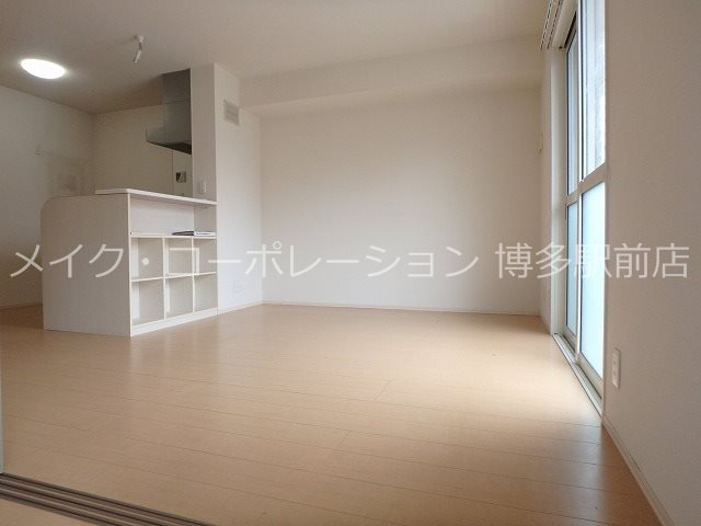 フラット・オブラダ リビング