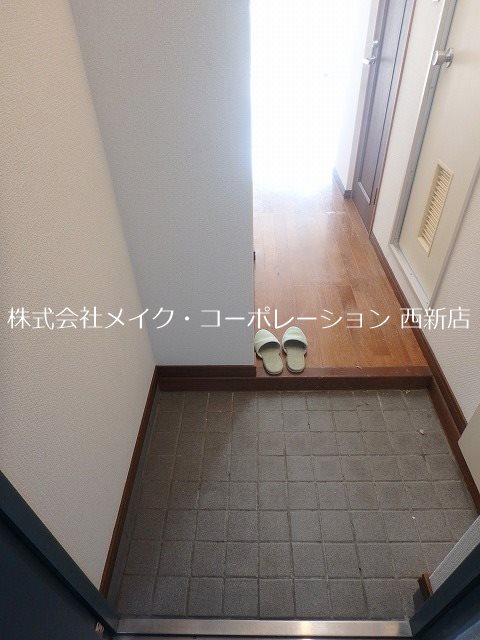 ベルメゾン百道 玄関