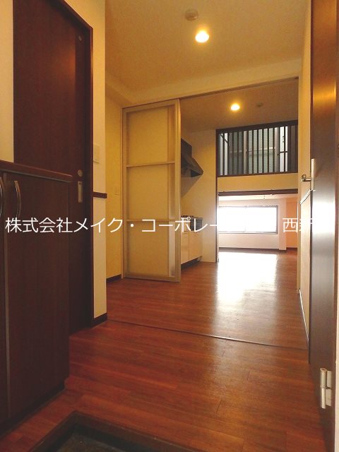 ヴァシオ姪浜～光ネット無料～ 玄関