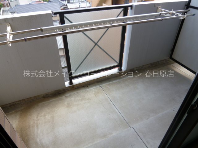 エトランゼ五番館 ベランダ