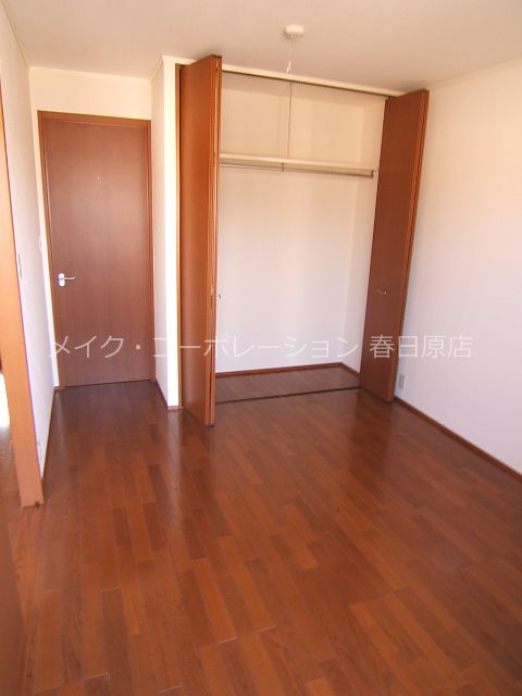 写真は同型タイプ サティ春日Ⅱ ベッドルーム