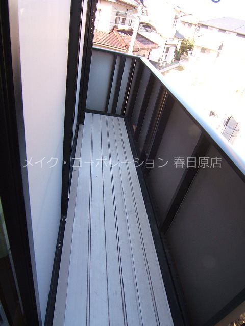 写真は同型タイプ サティ春日Ⅱ ベランダ