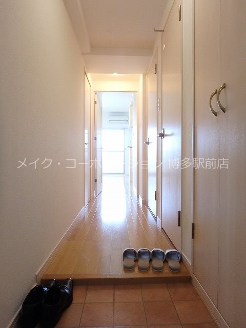 ヴォーヌンク祇園 玄関