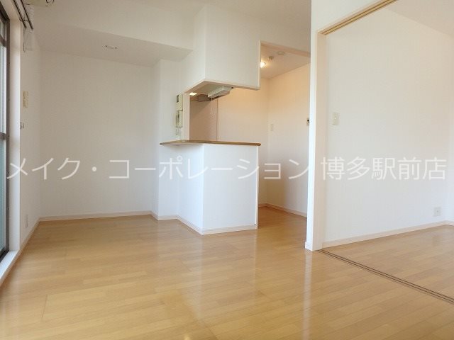ヴォーヌンク祇園 リビング