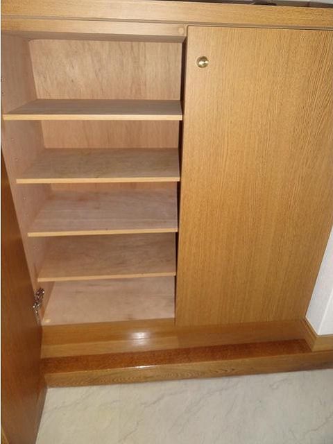 福重MIYOSHIビル 玄関