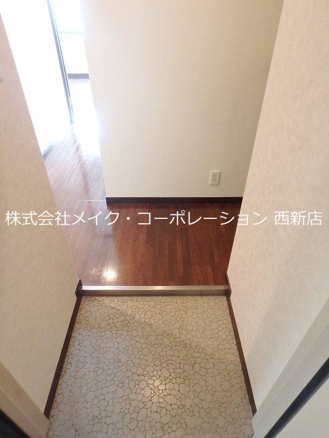 ラ・レジダンス・ド・西新 玄関