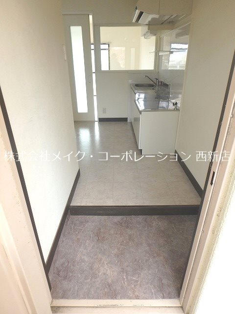 櫻テラス松山 玄関
