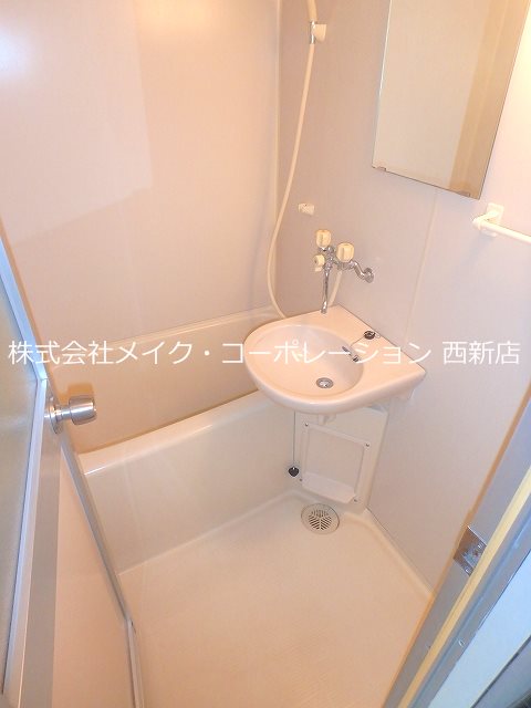 ロイヤルコンフォート荒江Ⅱ 風呂画像