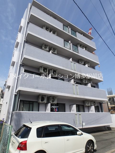 エール博多 外観