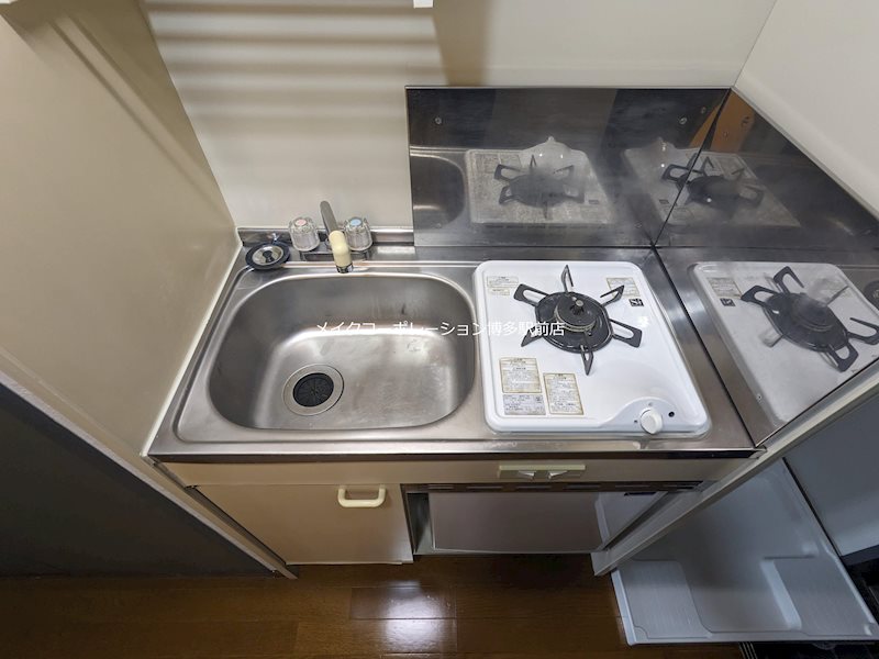 エール博多 キッチン