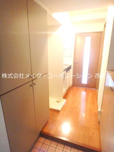 玄関 スチューデント室見~光ネット無料~ その他7