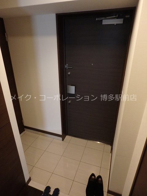アクシオン吉塚プレミアム 玄関