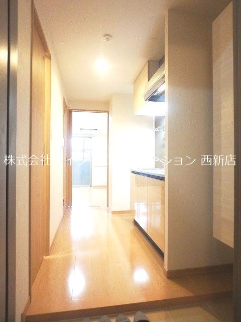 キルンズ西新~ネット無料~ 玄関