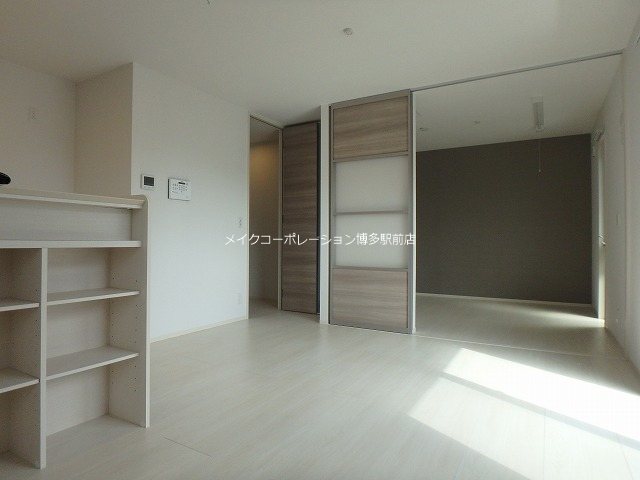 D-room博多駅南弐番館 リビング
