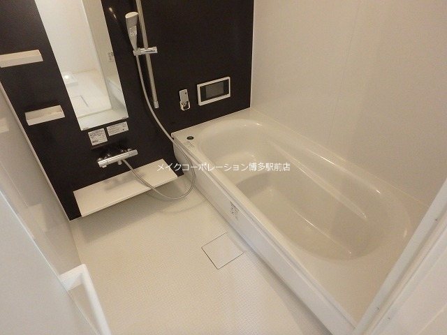 D-room博多駅南弐番館 風呂画像
