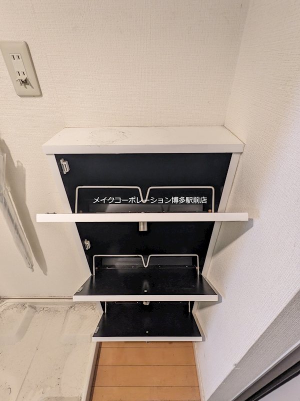玄関 エトレーヌ吉塚 玄関