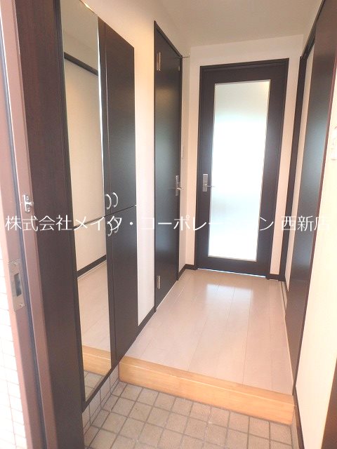 玄関 エルヴィータ七隈~ネット無料~ 玄関