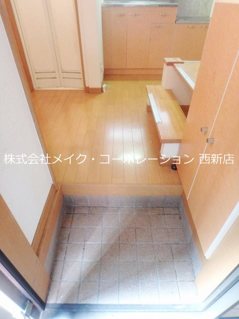 エレガンテ室見～ネット無料～ 玄関