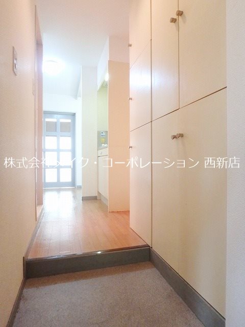 フォート鳥飼 玄関