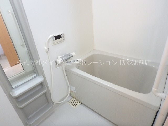 バス フロレスタ冷泉 風呂画像