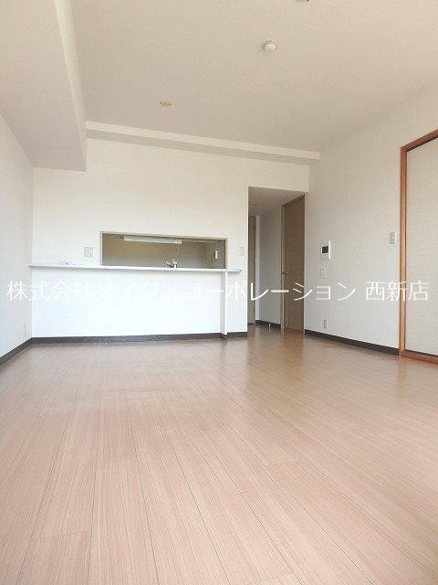 プライムメゾン百道浜 リビング