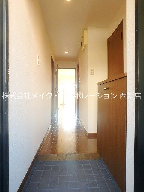 プリムヴェール愛宕 玄関
