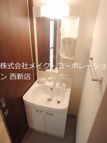洗面所 サムティタワーズ愛宕~ネット無料~ その他1