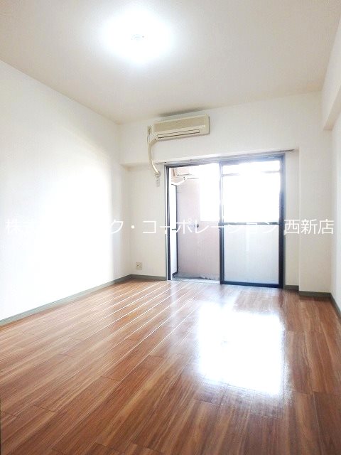 ベッドルーム The Glade Residence East ベッドルーム