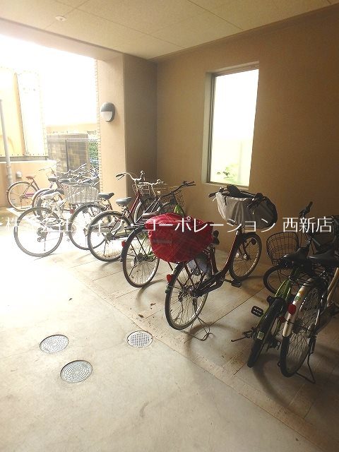 アヴァンセーヌ西新 その他外観4