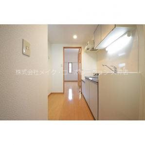 イル・グラッツィアマリーナⅣ 玄関