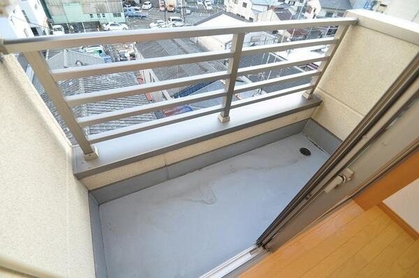 イル・グラッツィアマリーナⅣ ベランダ