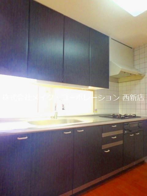 プライムメゾン百道浜 キッチン