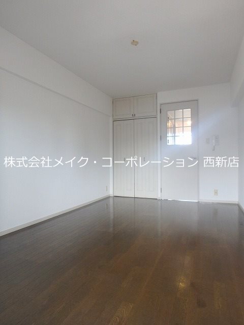 エテルナ荒江～ネット無料～ リビング