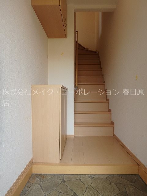 エルブ・ソヴァージュ 玄関