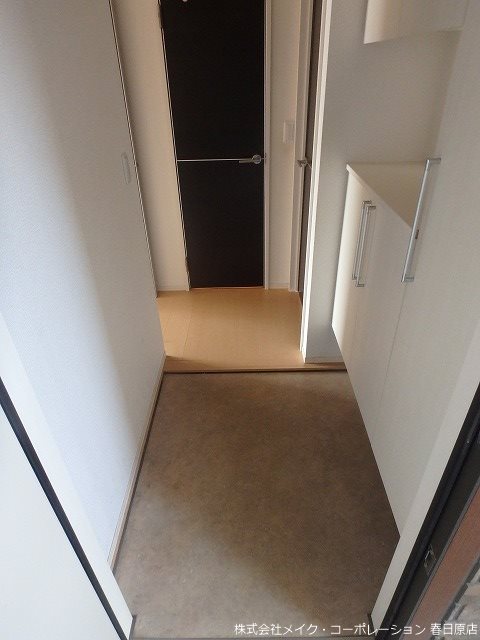 セジュールトリニテA棟 玄関