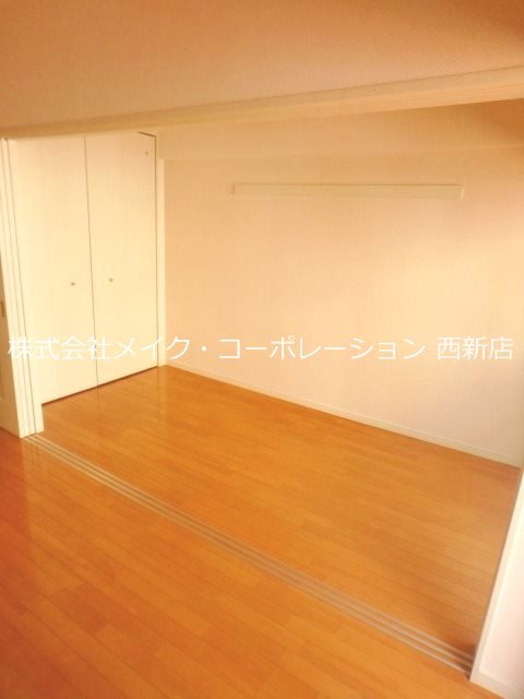 メゾンドリバティ西新 ベッドルーム