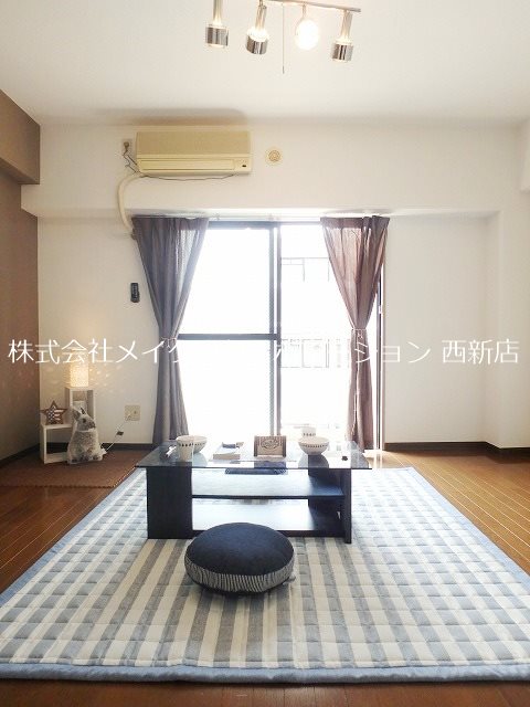 グランツール城南 リビング