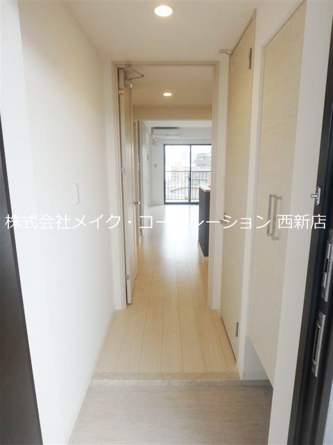 グランフォーレ西新ヒルズ 玄関