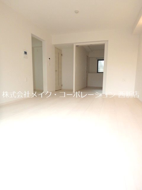 ソルファ姪浜駅南～ネット無料～ リビング