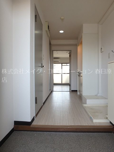コリール白木原 玄関