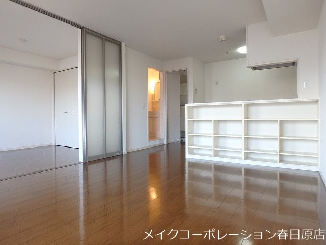 ロイヤルブルーA棟  リビング