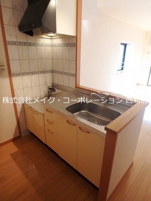 マ・テール城南 キッチン