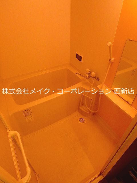 ヴァシオ姪浜～光ネット無料～ 風呂画像