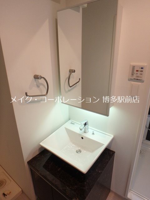 ※写真は棟内別部屋参考写真 ロールベール博多駅前 その他2