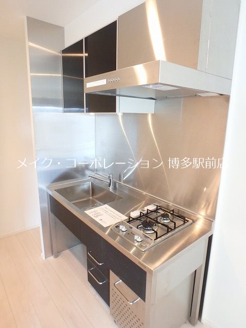 ※写真は棟内別部屋参考写真 ロールベール博多駅前 キッチン