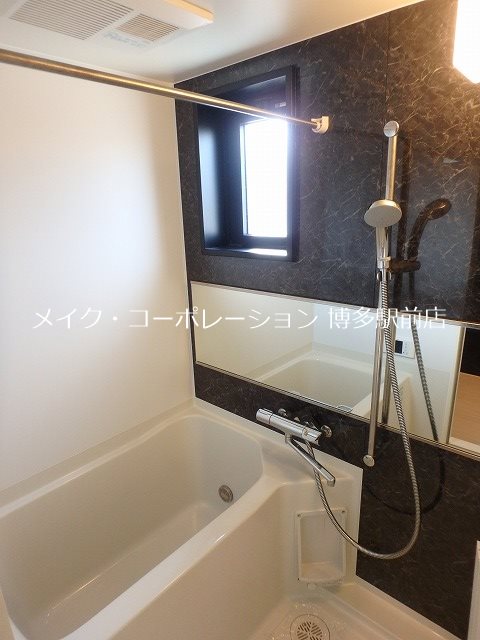 ※写真は棟内別部屋参考写真 ロールベール博多駅前 風呂画像
