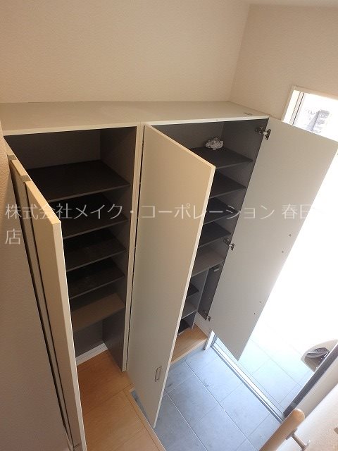 写真は同型タイプ ロイヤル・オークⅡ 玄関