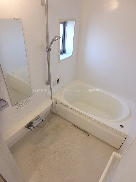 写真は同型タイプ ロイヤル・オークⅡ 風呂画像