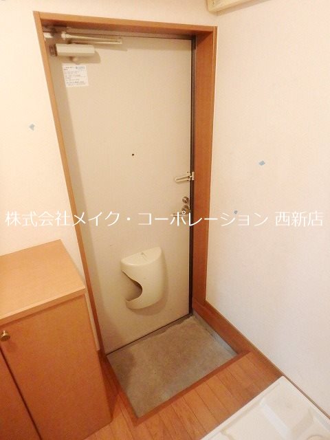 ビオス室見B 玄関