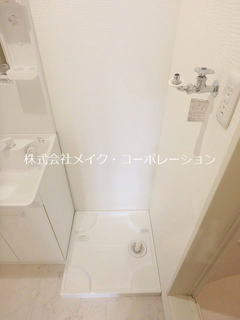 洗面所 クレアモント~駐車場無料~ その他8